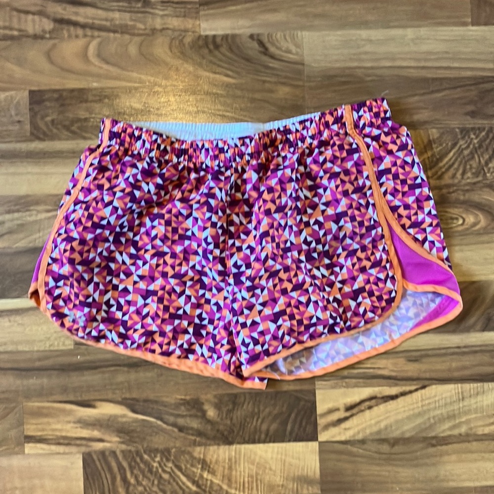 Womens Under Armor Colorful Heat Gear Semi-Fitted Shorts, Size L